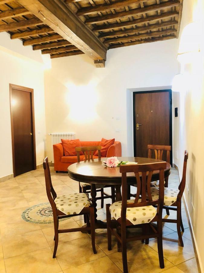 Casa Vacanze La Torretta Сутри Экстерьер фото